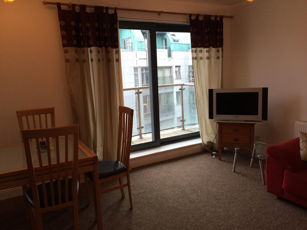 39 Camden Wharf Apartamento Cork Quarto foto
